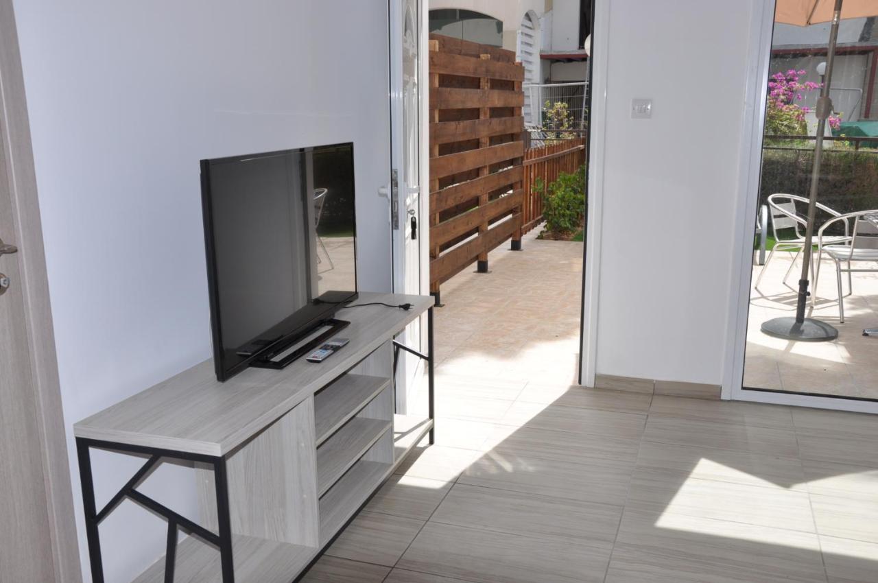 Lux Galatex Limassol Exterior foto