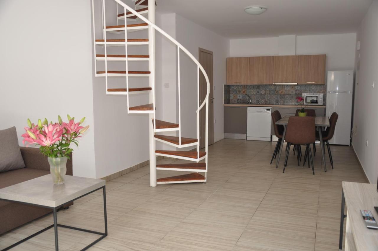 Lux Galatex Limassol Exterior foto