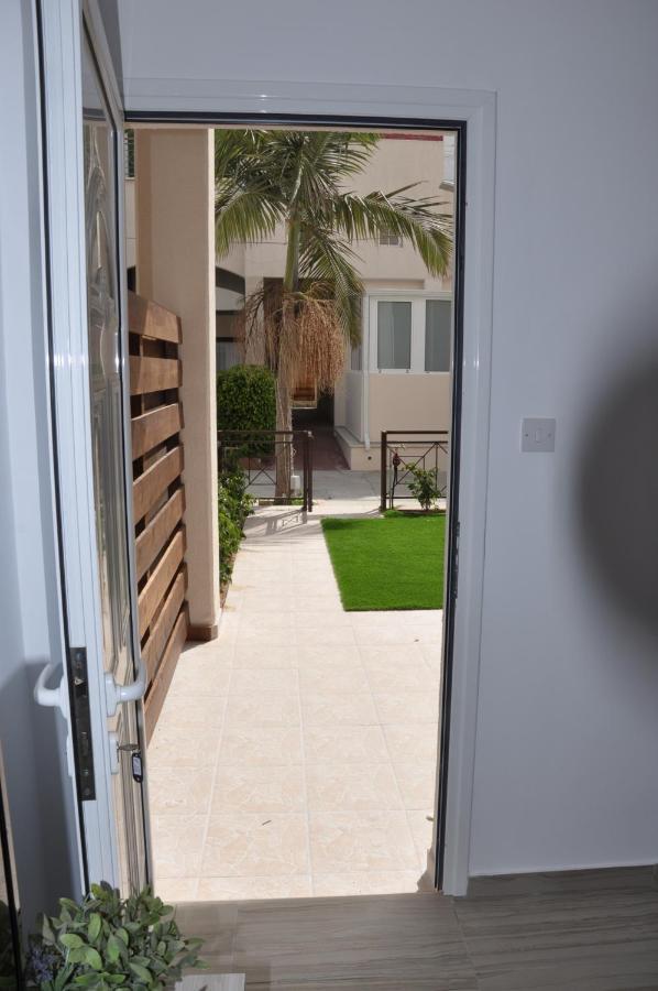 Lux Galatex Limassol Exterior foto